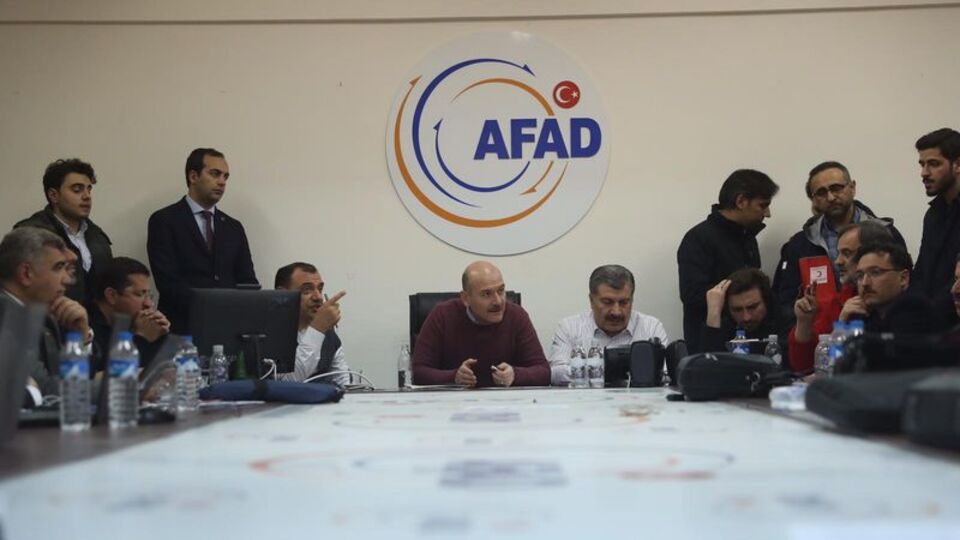 Bakanlardan hayırsever iş insanlarına teşekkür