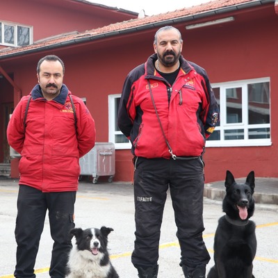 Sokakta bulunup depremde hayat kurtardılar