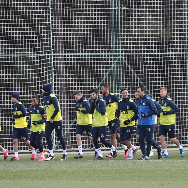 Fenerbahçe Alper'siz çalıştı