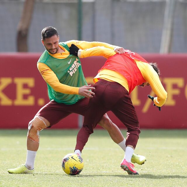 Galatasaray'a çifte müjde