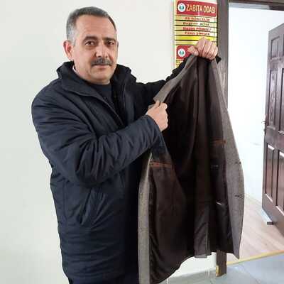 Deprem yardımı ceketten 10 bin TL çıktı