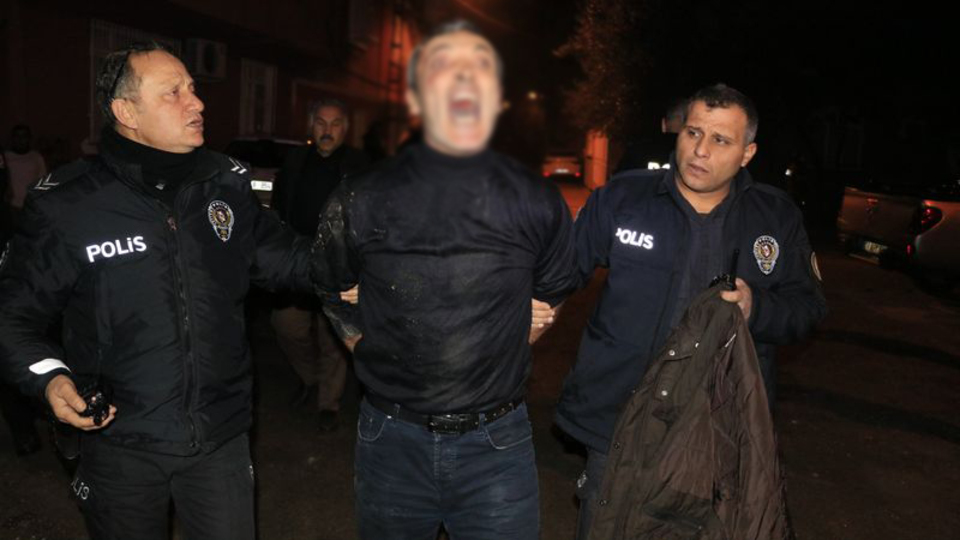 Karısını darp edip, evini kundakladı