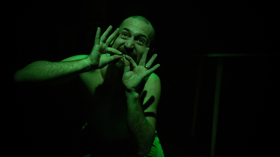 Sahneden Elazığ'a destek