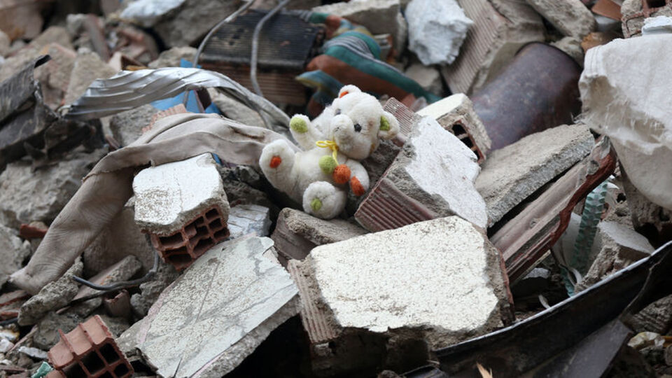 Deprem bölgesinde ağır hasarlı bina: 6 bin 270!