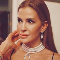 'Kalın bacakları olduğu halde tayt giyiyorlar'