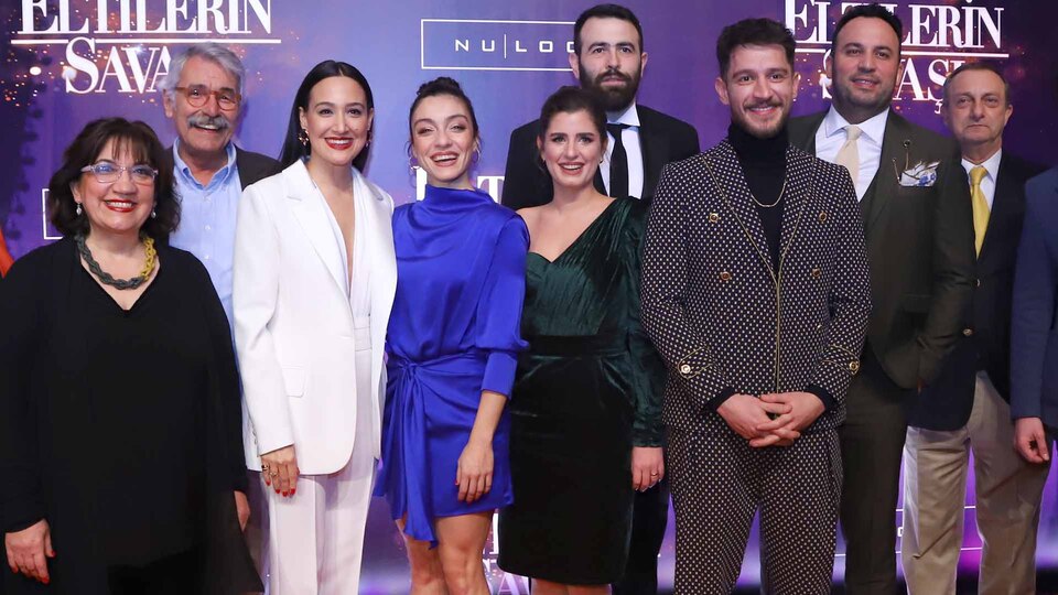 "Umarım bol bol gülersiniz"