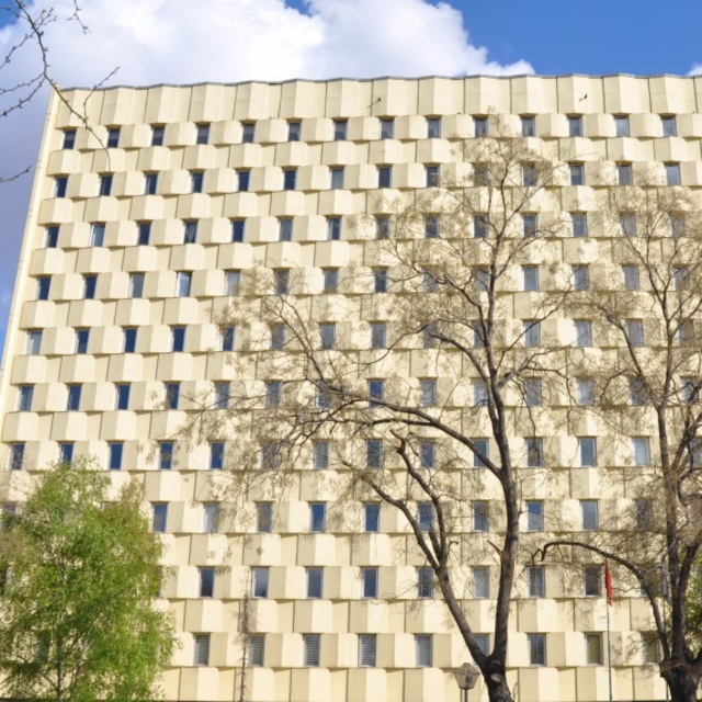 Özelleştirmede 10 daire başkanı görevden alındı
