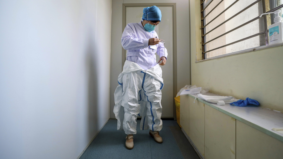 Ailesi karantinaya alınan engelli gencin acı sonu!