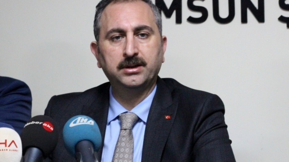 Adalet Bakanı: Yunan vekili için harekete geçildi