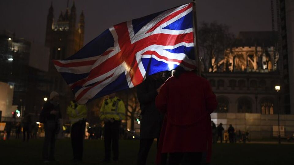 İngiltere AB'den ayrıldı