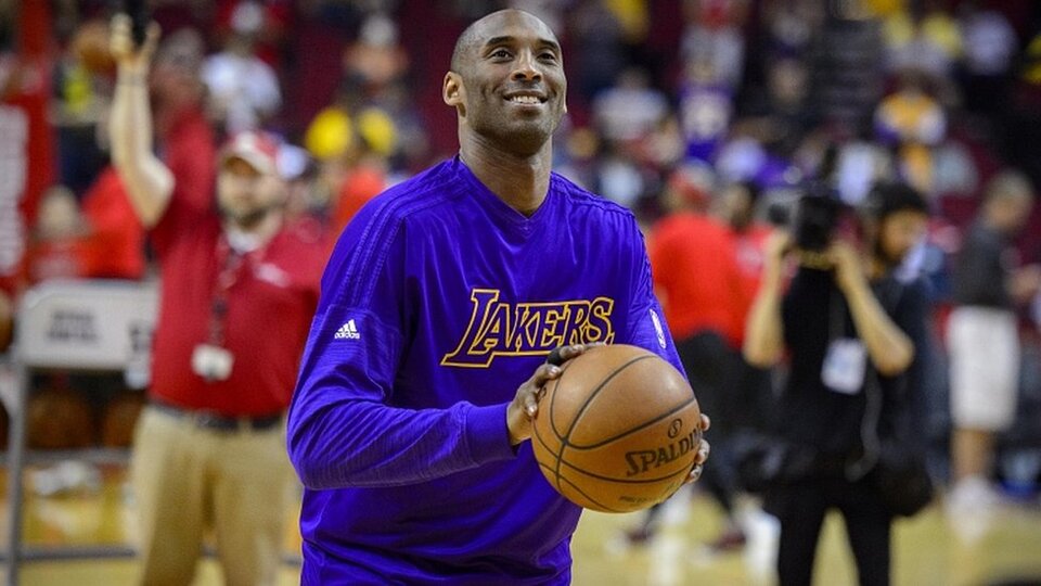 Kobe Bryant'ı taşıyan helikopterin 'sisli havada uçma ruhsatı yoktu'