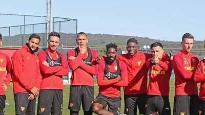 Göztepe ilk peşinde