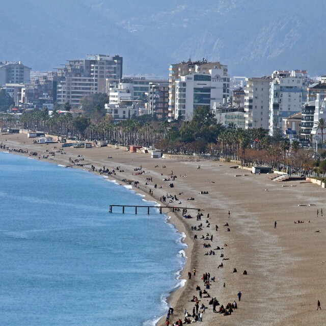Antalya rekorla başladı