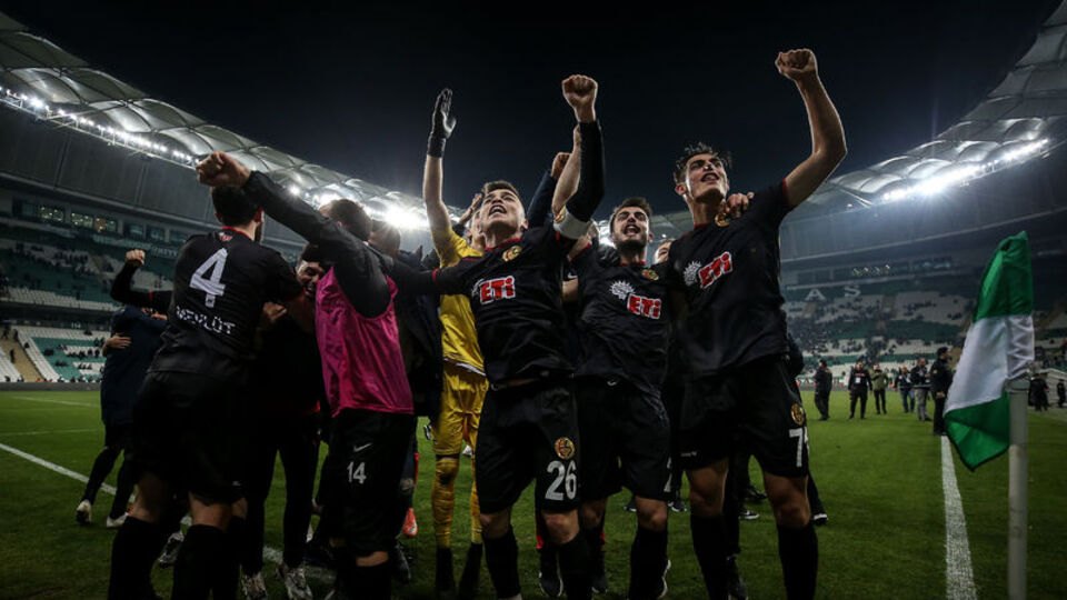 Eskişehirspor, Bursa'yı devirdi!