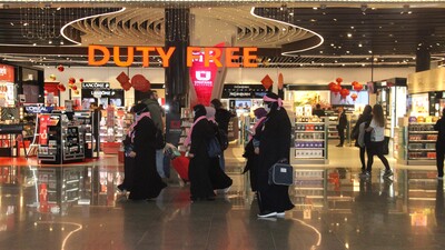 Günübirlik bilet alarak alışverişe geliyorlar