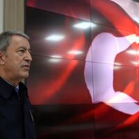 Bakan Akar ve komuta kademesi sınırda!