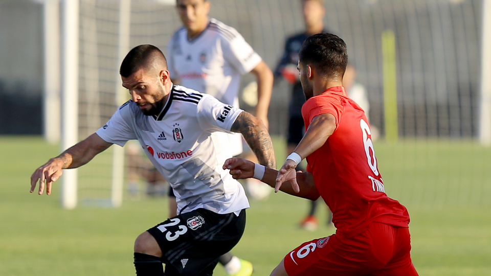 Beşiktaş'ta Rebocho belirsizliği