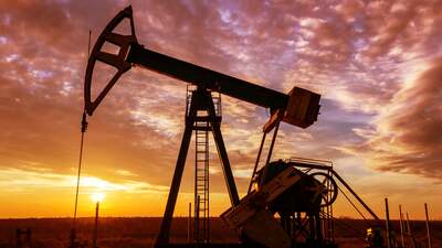 Petrol fiyatları 6 ayın dibinde