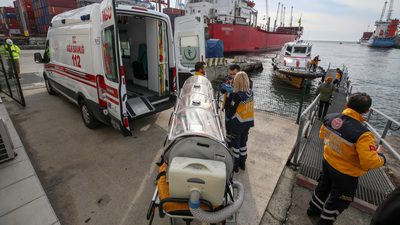 Türkiye Koronavirüs önlemlerini artırıyor!