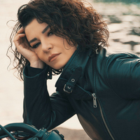 Fatma Turgut'tan "Günleri Bağlarken"