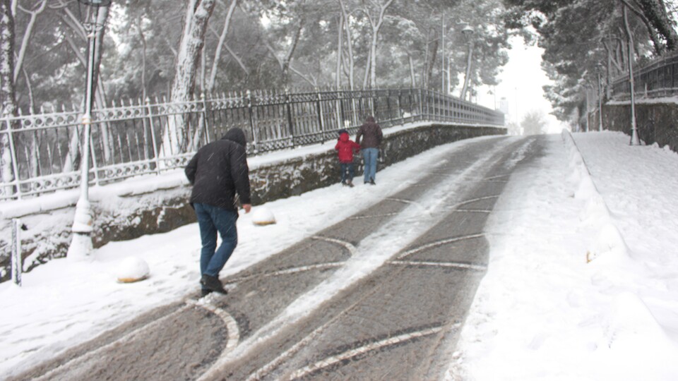 İstanbul'da kar kalınlığı ortalama 5 cm bekleniyor