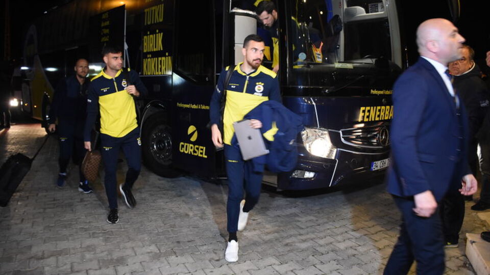 Fenerbahçe kafilesi, Kırklareli'nde