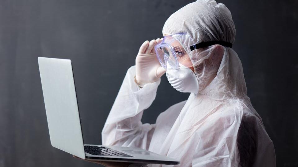 Koronavirüs internete sıçradı