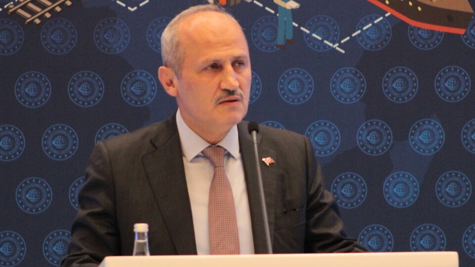 Bakan Turhan'dan Kanal İstanbul açıklaması