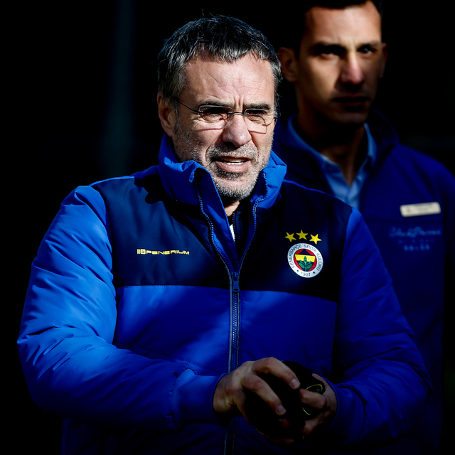 Yanal'ın 11'i belli