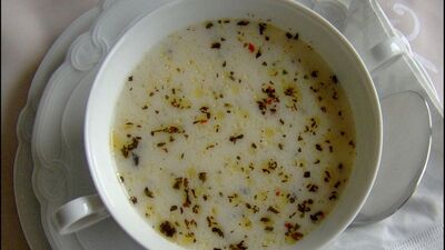 Yayla çorbası nasıl yapılır?