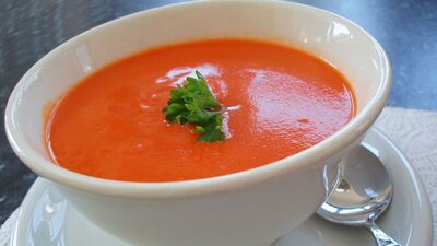 Kremalı domates çorbası nasıl yapılır?