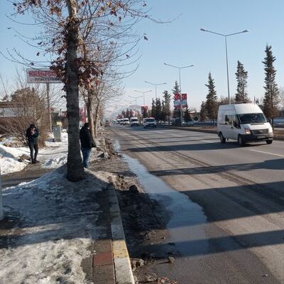 Yüreğimiz yanıyor! Çığ şehitleri için tören!