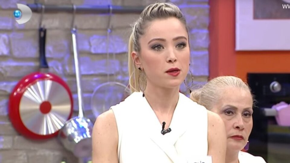 Gelinim Mutfakta Elif elendi mi?