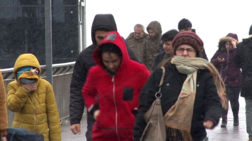 Yarın okullar tatil mi?