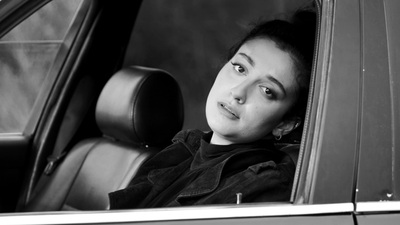 Melike Şahin'den "Geri Ver"