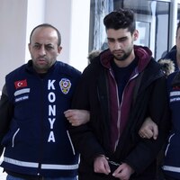 Şiddeti önlemek isterken katil oldu!