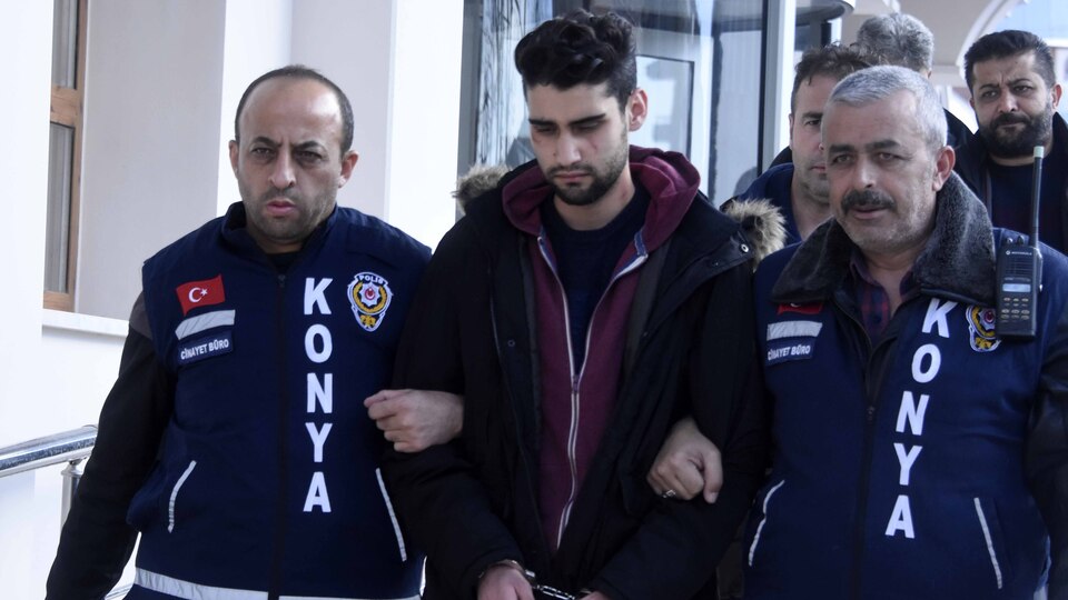 Şiddeti önlemek isterken katil oldu!