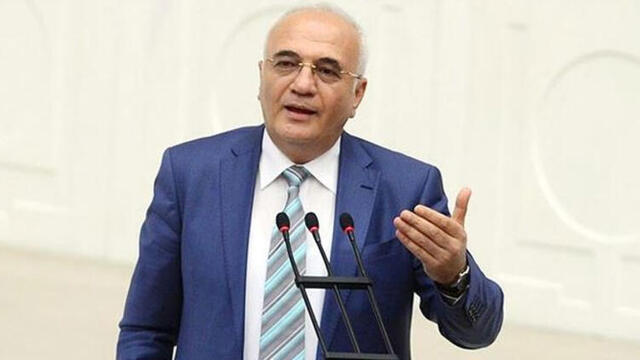 Mustafa Elitaş kimdir?