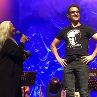 Sahnede duygu dolu anlar yaşandı