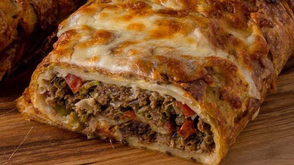 Hazır yufkadan kolay börek nasıl yapılır?
