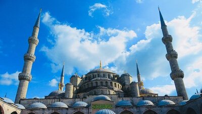 İzmir Cuma namazı saat kaçta?