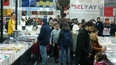 7. Uluslararası CNR Kitap Fuarı açıldı