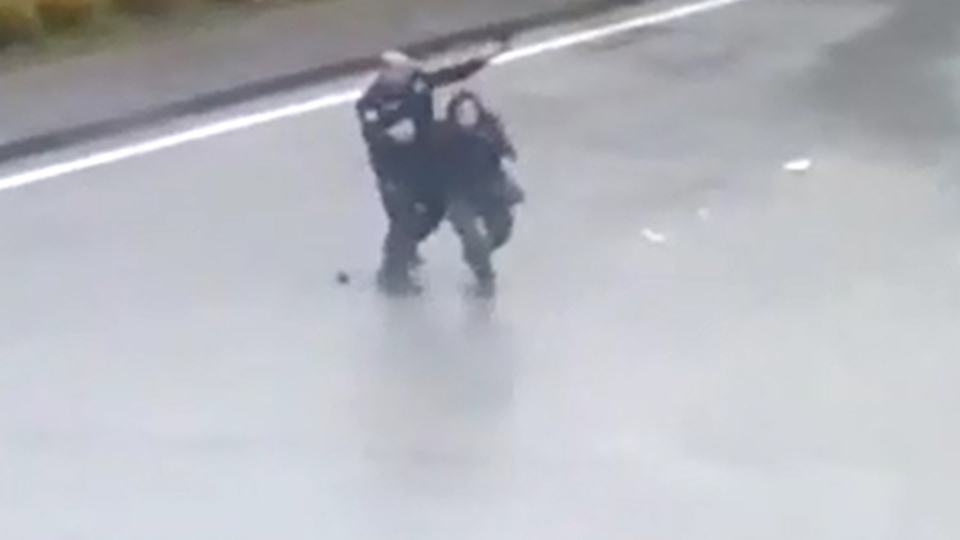 Otogarda sıcak saatler! Polis böyle müdahale etti