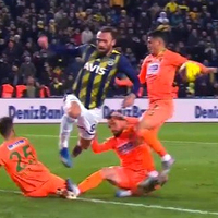 Fenerbahçe'de penaltı isyanı!