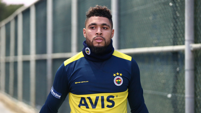 Falette'in lisansı nasıl çıktı? Koç açıkladı