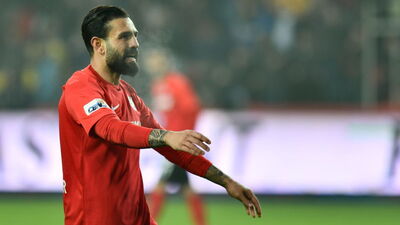 "Gökhan Gönül 'Penaltı' dedi!"