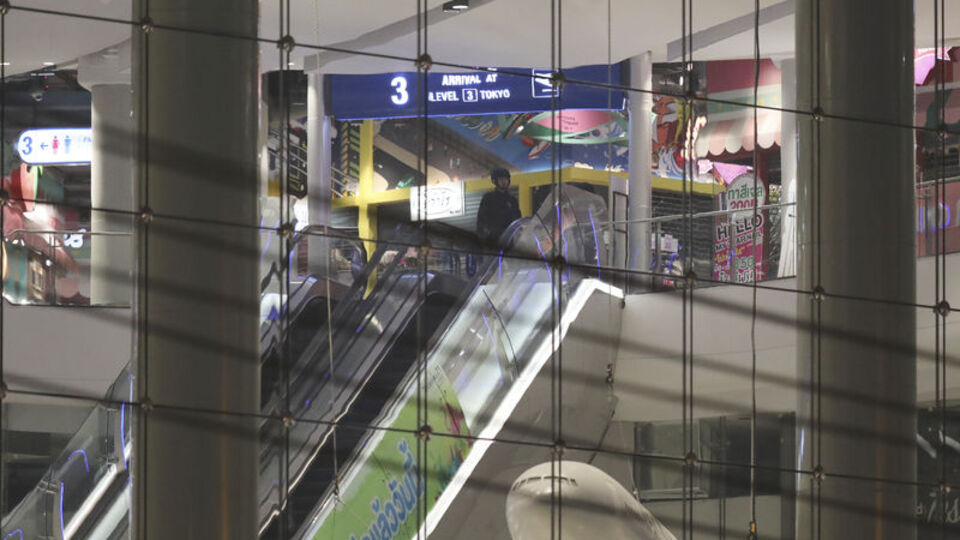 Tayland'da AVM katliamcısı asker öldürüldü