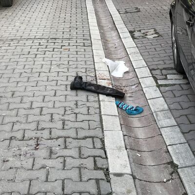 Silahla vurup, başında bekledi