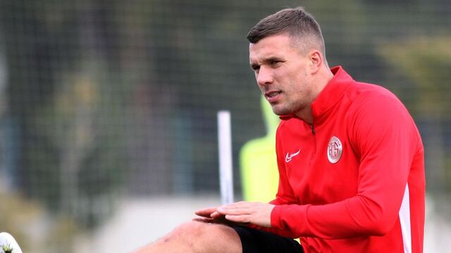 Podolski göz doldurdu