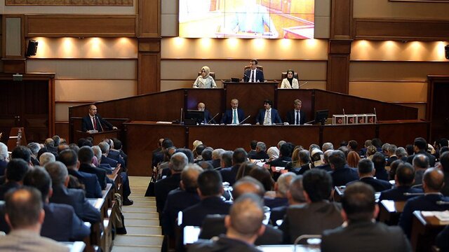 İBB Meclisi'nde "küfür" gerginliği
